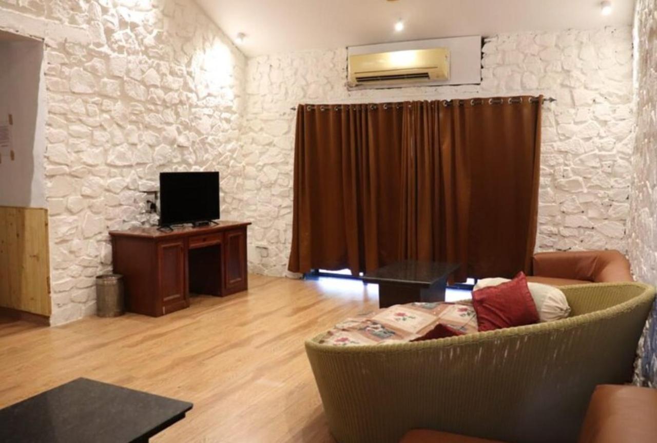 Lion'S Cage Βίλα Igatpuri Εξωτερικό φωτογραφία